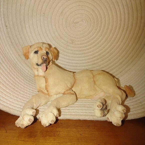 A Breed Apart 70032 Yellow Labrador Retriever Figurine 2002 Country Artists Ltd - Picture 4 of 13